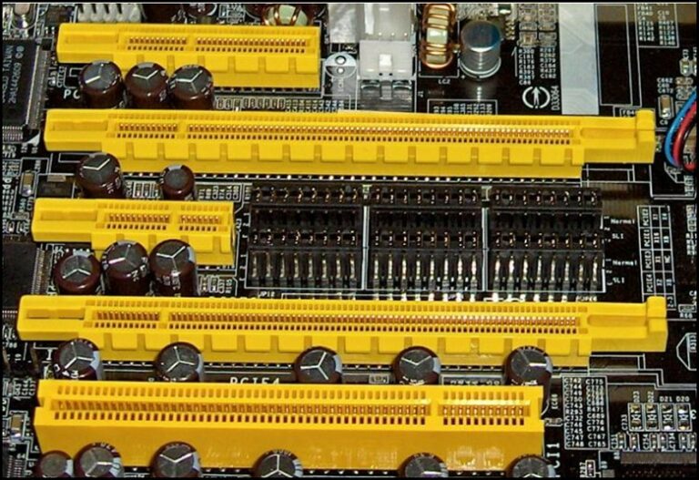 What Is A PCIe Or PCIe Express? Guide]
